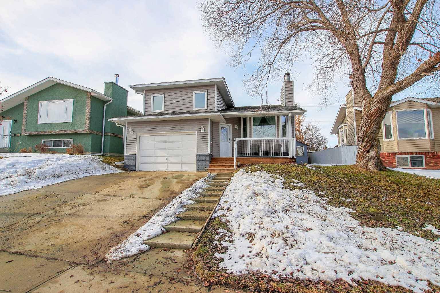 23 Bruns CRES,  Lacombe,  AB T4L 1P1