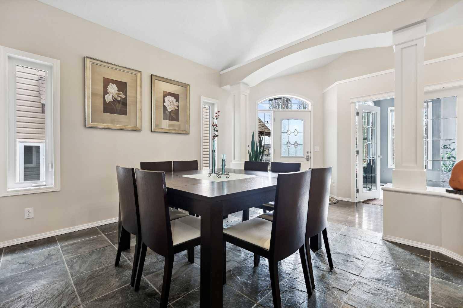 Calgary, AB T3H 5R9,250 Cougar Ridge DR Southwest
