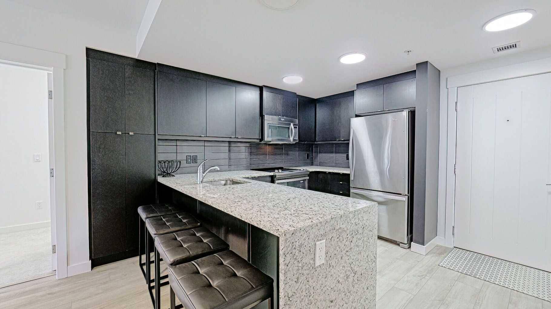 Calgary, AB T3H 0E3,15 Aspenmont HTS Southwest #122