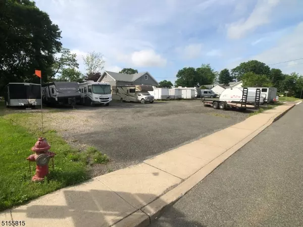 Hampton Boro, NJ 08827,7 New St