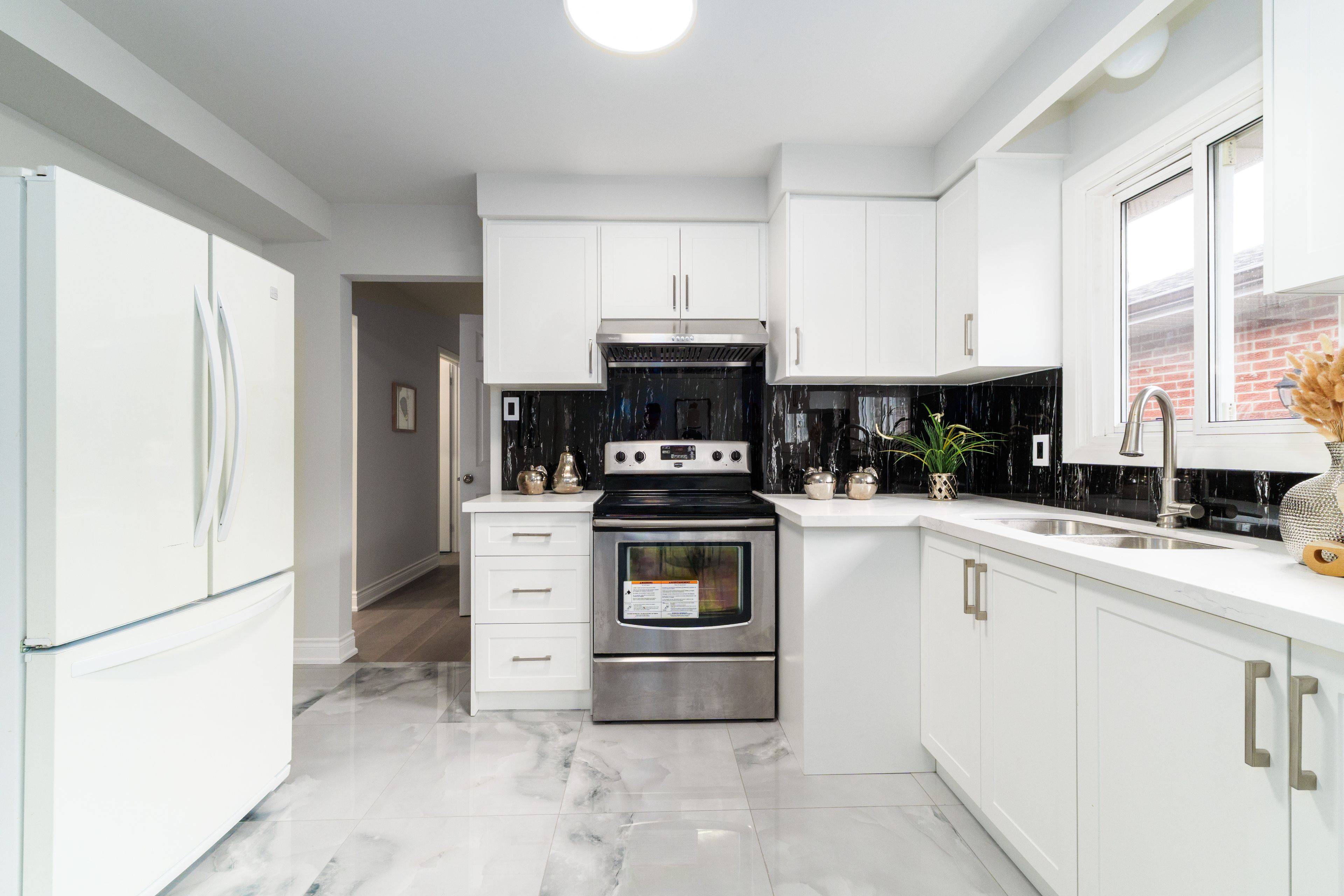 Toronto E05, ON M1W 2G9,281 Timberbank BLVD