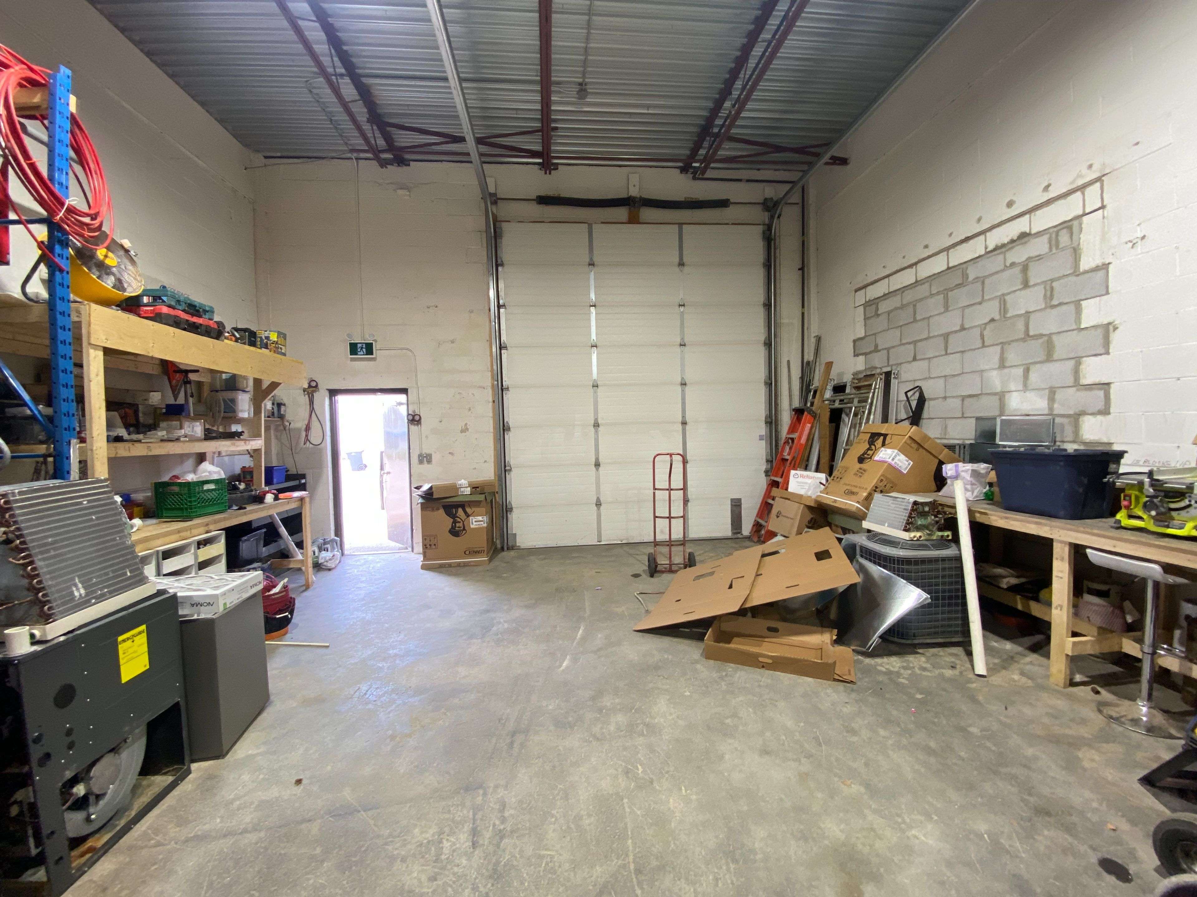 Burlington, ON L7L 4X5,4136 South Service RD #7