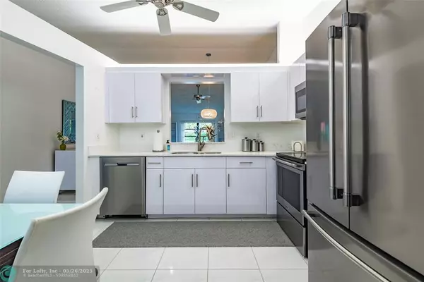 Boca Raton, FL 33496,8077 Whispering Palm Dr #1