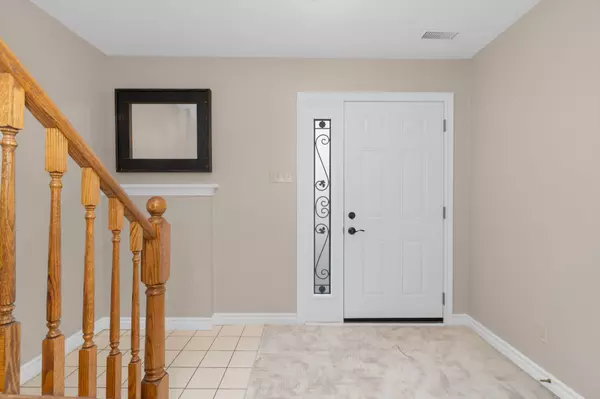 Clearview, ON L0M 1S0,209 Dominion DR