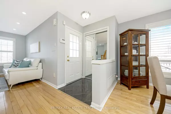 Milton, ON L9T 5K9,468 Trudeau DR