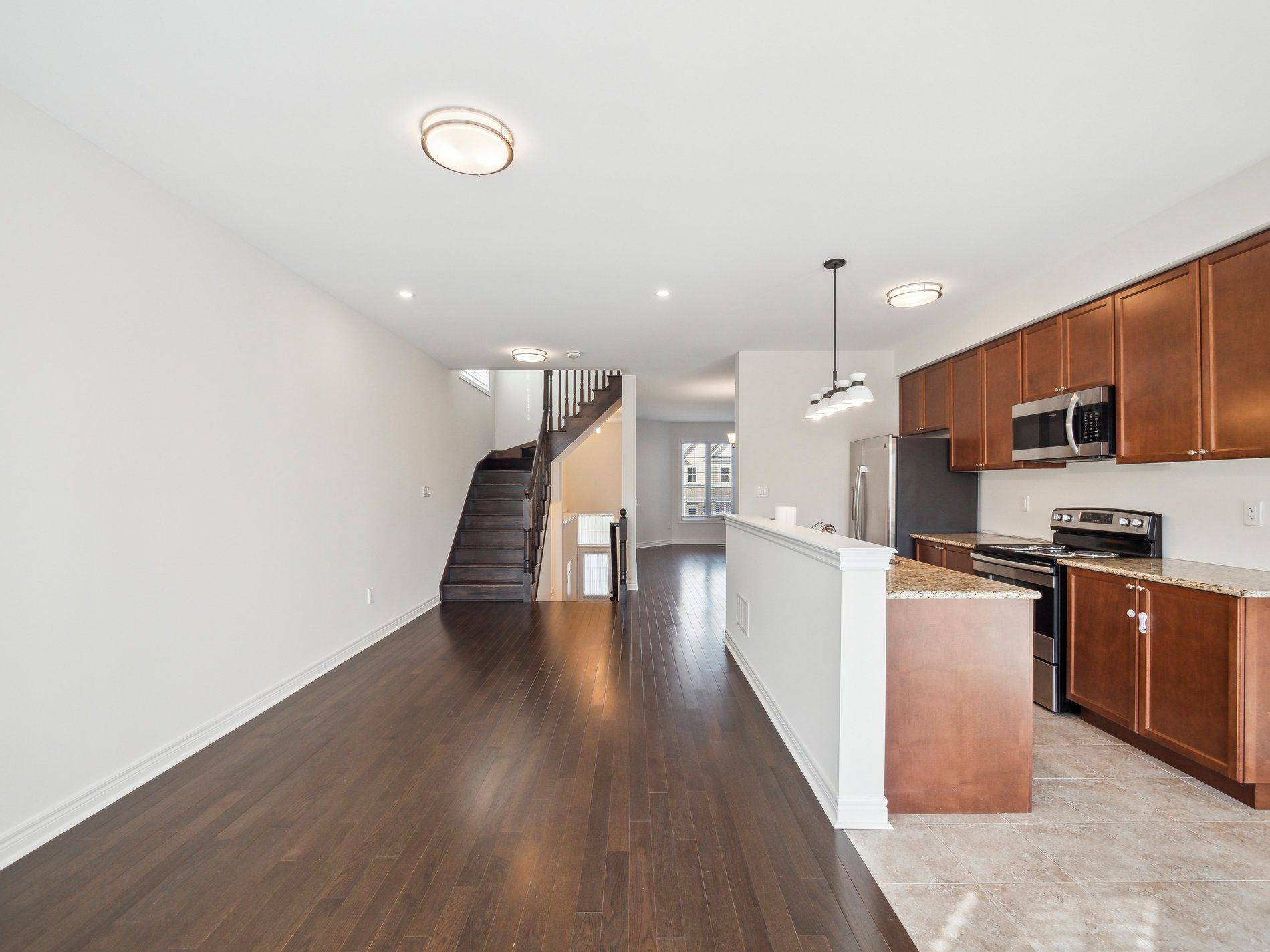 Markham, ON L6B 0J3,545 Cornell Centre BLVD