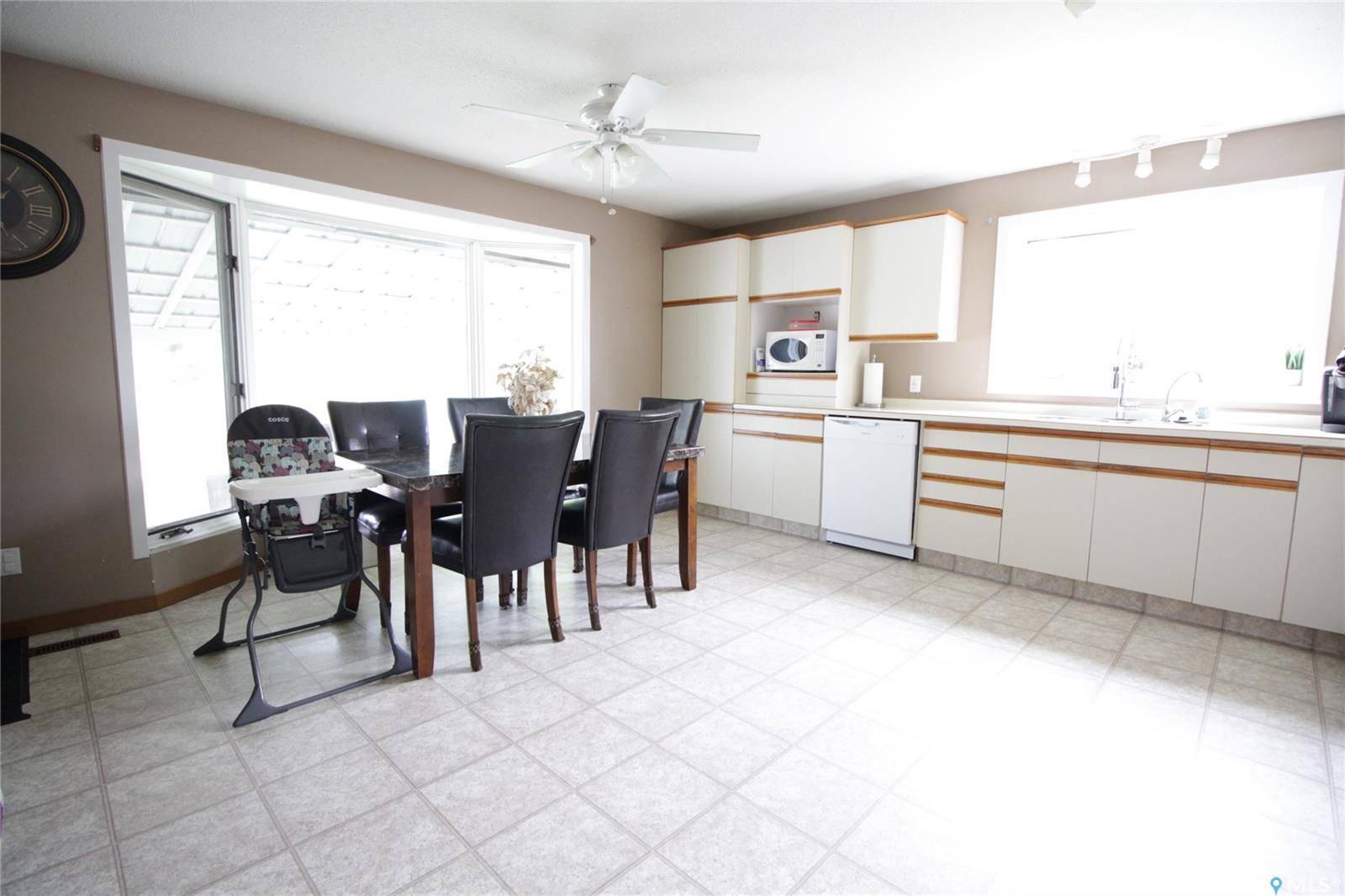 Whitewood, SK S0G 5C0,815 Elsinore STREET