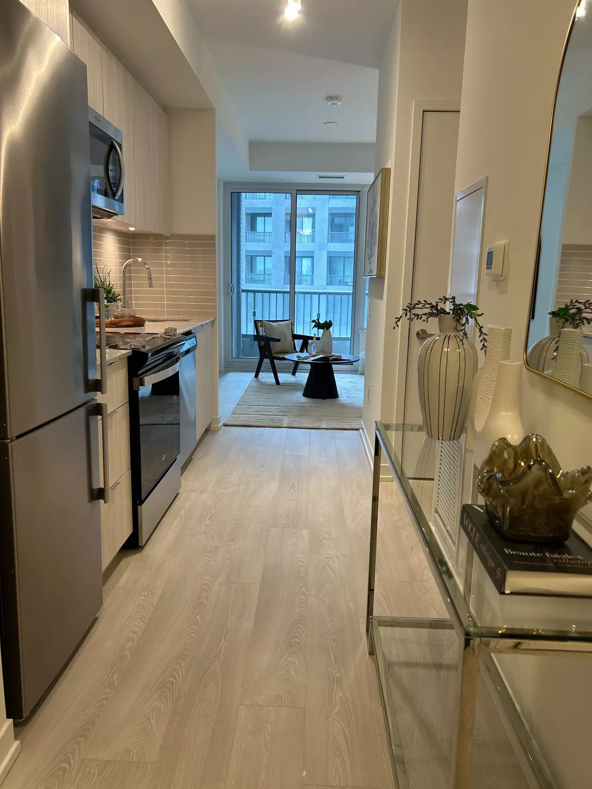 Richmond Hill, ON L4C 5T6,3 ROSEWATER ST #306W