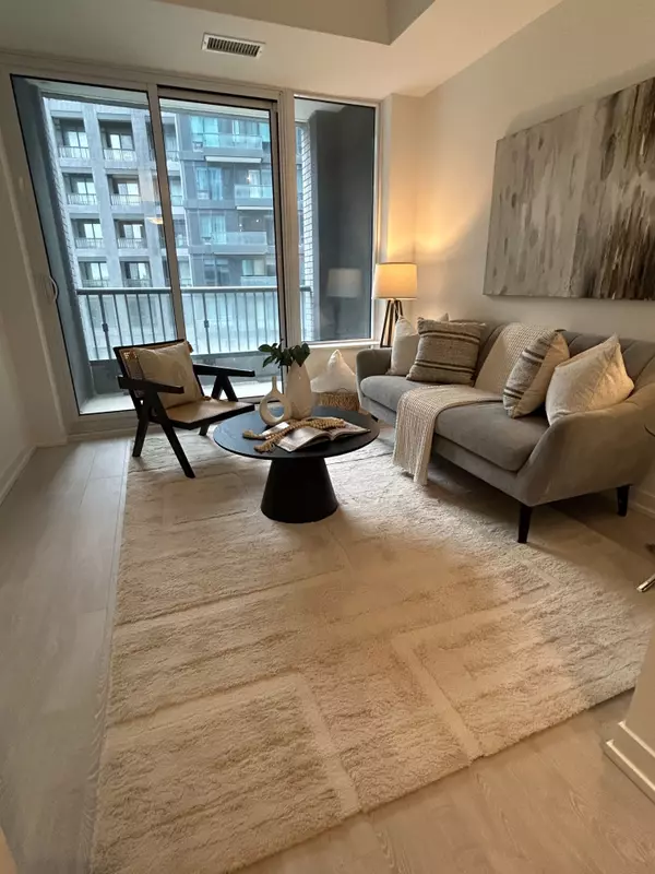 Richmond Hill, ON L4C 5T6,3 ROSEWATER ST #306W