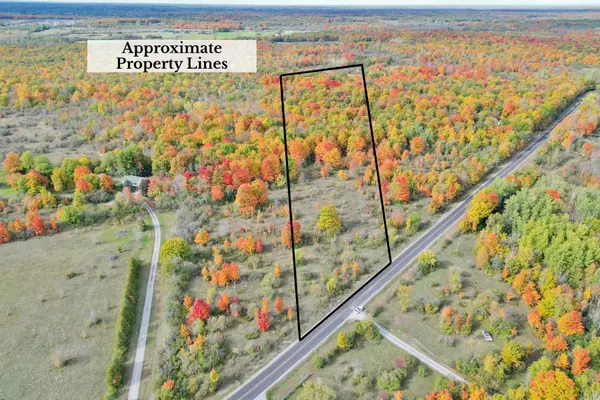 688 Rideau River RD, Montague, ON K0G 1N0