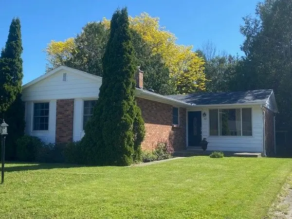 London East, ON N5Y 1S8,358 Valleyview AVE