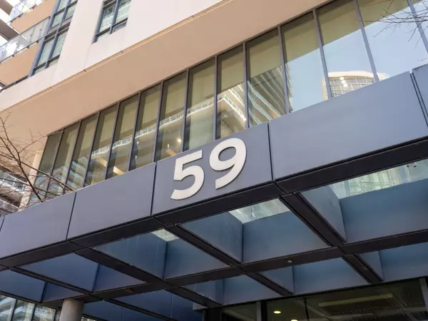 Toronto W06, ON M8V 0C5,59 Annie Craig DR #1501