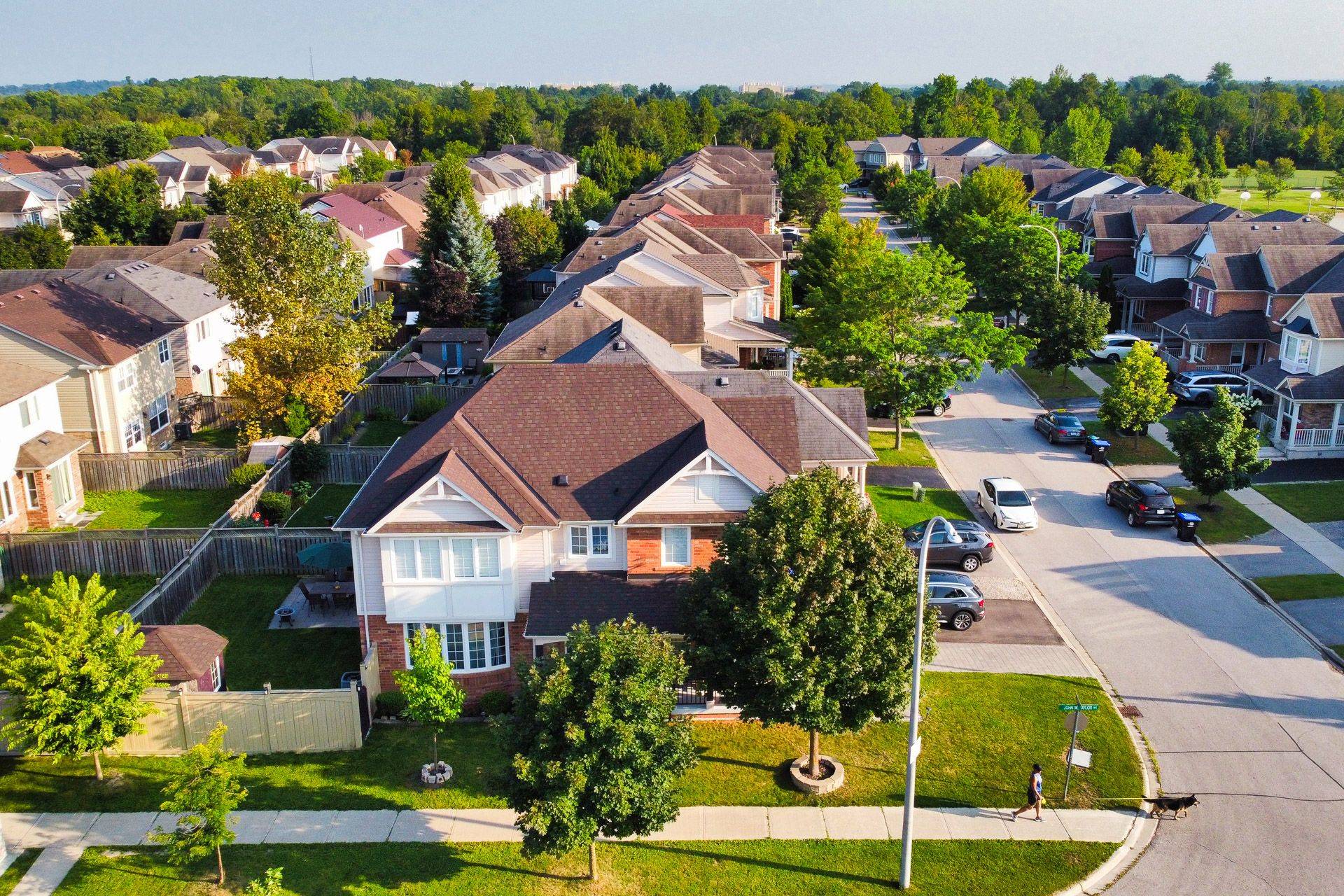 New Tecumseth, ON L9R 0C6,74 Nunn CRES