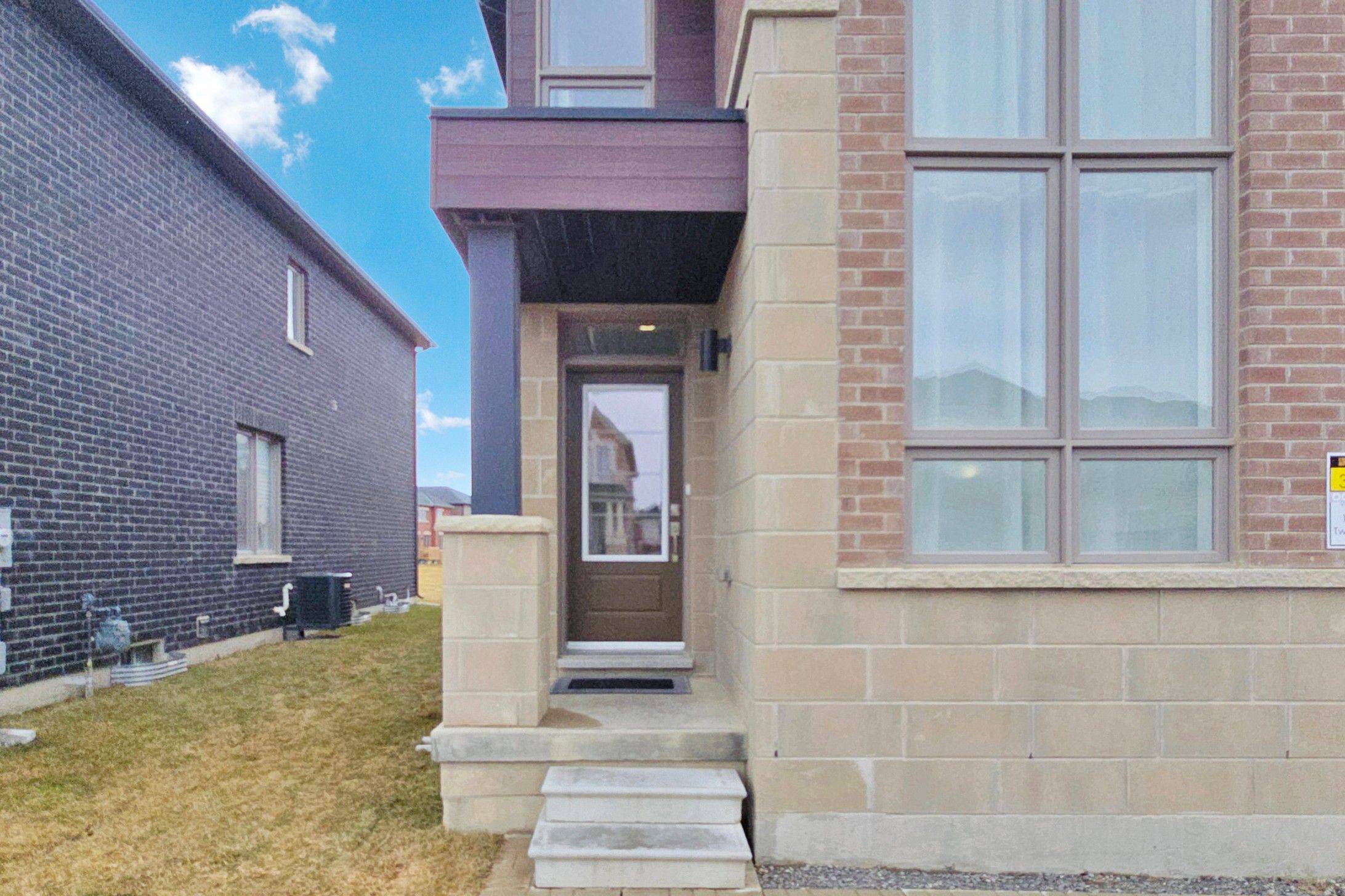 East Gwillimbury, ON L9N 0V7,168 Silk Twist DR