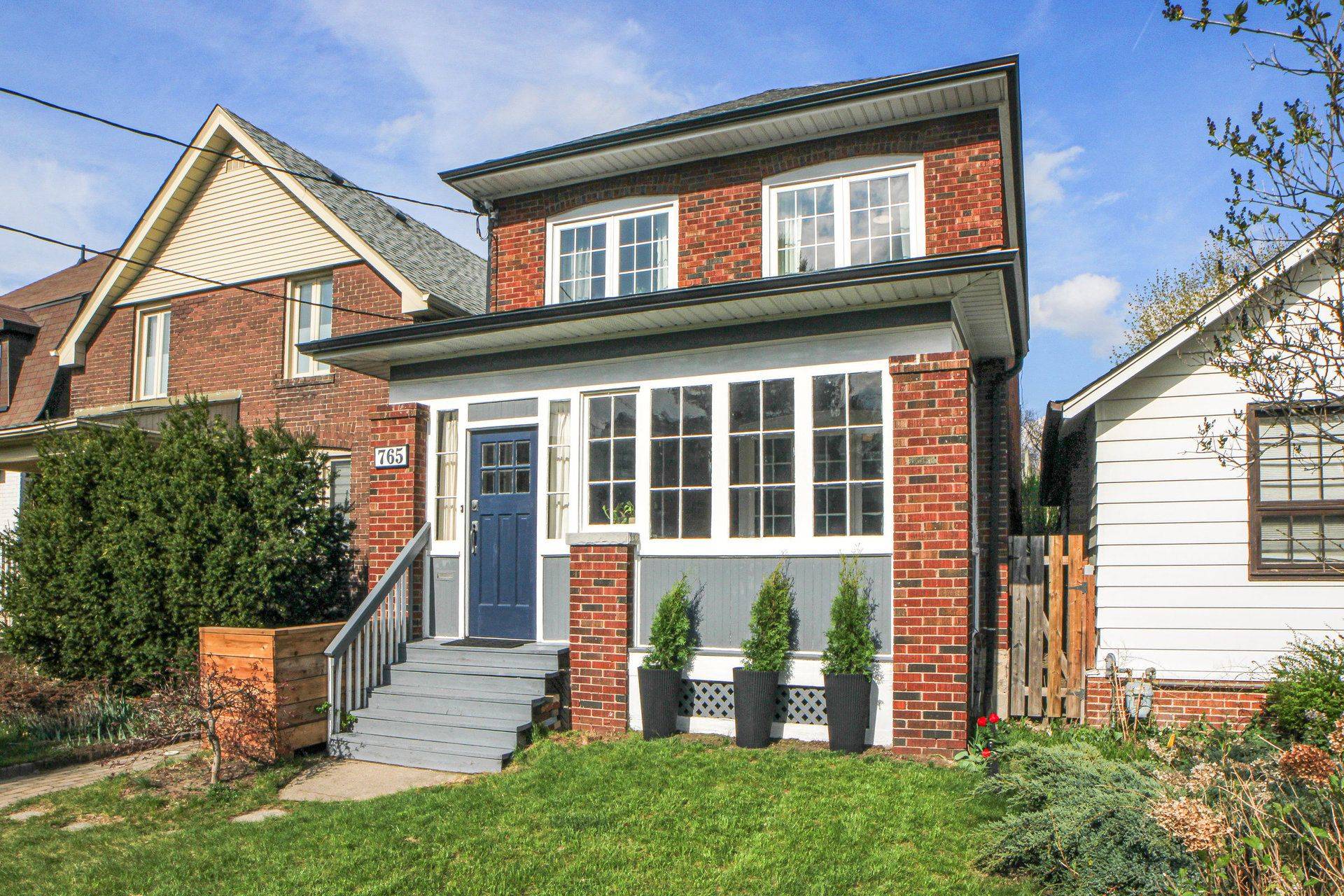 765 Windermere AVE, Toronto W02, ON M6S 3M5