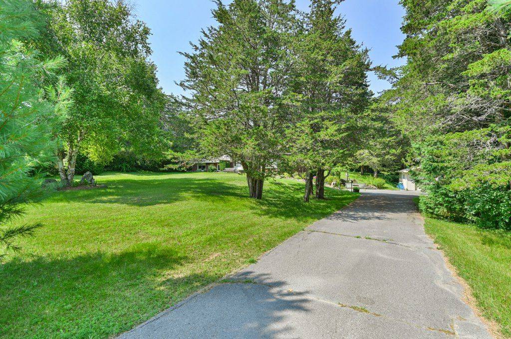 Quinte West, ON K0K 2C0,789 Hearns RD