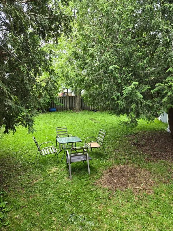 Stratford, ON N5A 3R4,115 Douro ST