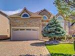 61 Pemberton RD, Richmond Hill, ON L4C 3T5