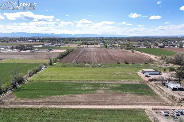 Pueblo, CO 81006,27658 Iris RD