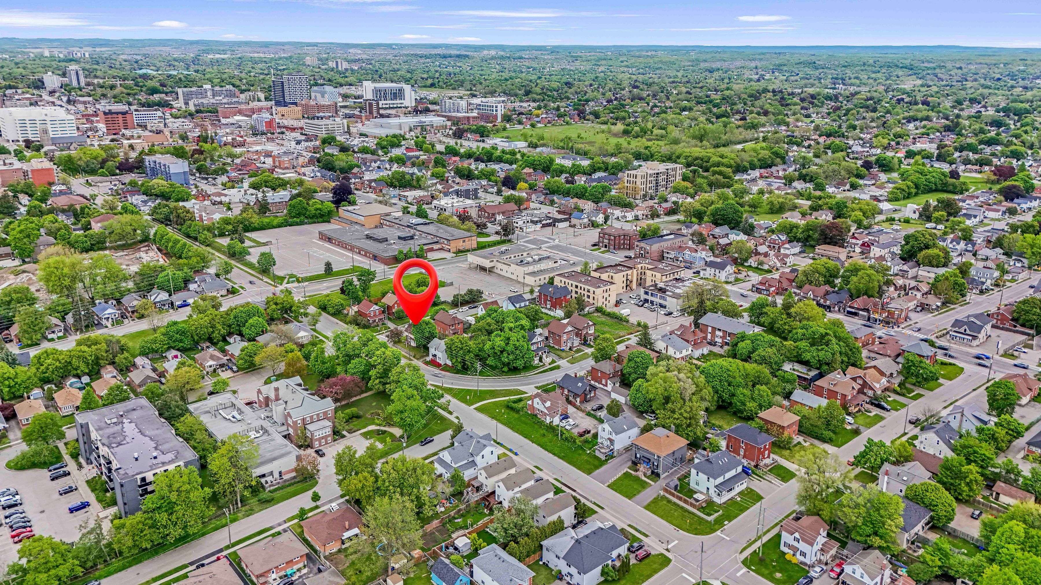 Oshawa, ON L1H 2K3,49 Quebec ST