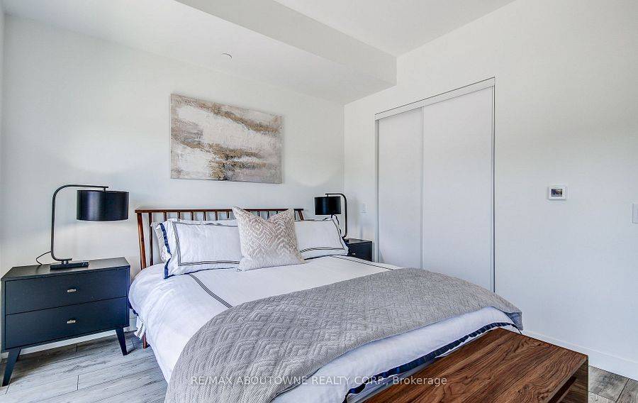 Oakville, ON L6L 3C1,133 Bronte RD #BO608