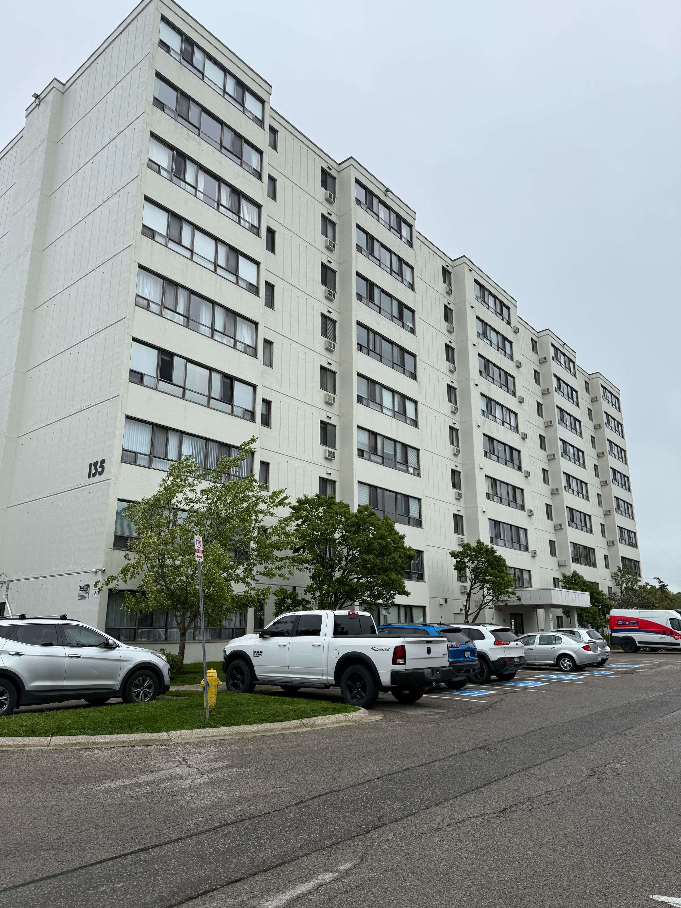135 Baseline RD W #701, London South, ON N6J 4W4