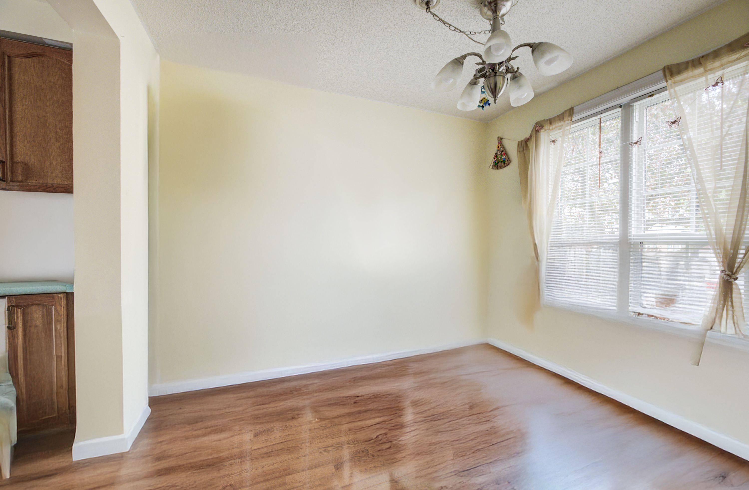 Waterloo, ON N2K 3S4,465 Woolwich ST N #17