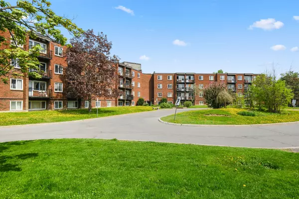 2041 Arrowsmith DR #305B, Beacon Hill North - South And Area, ON K1J 7V7