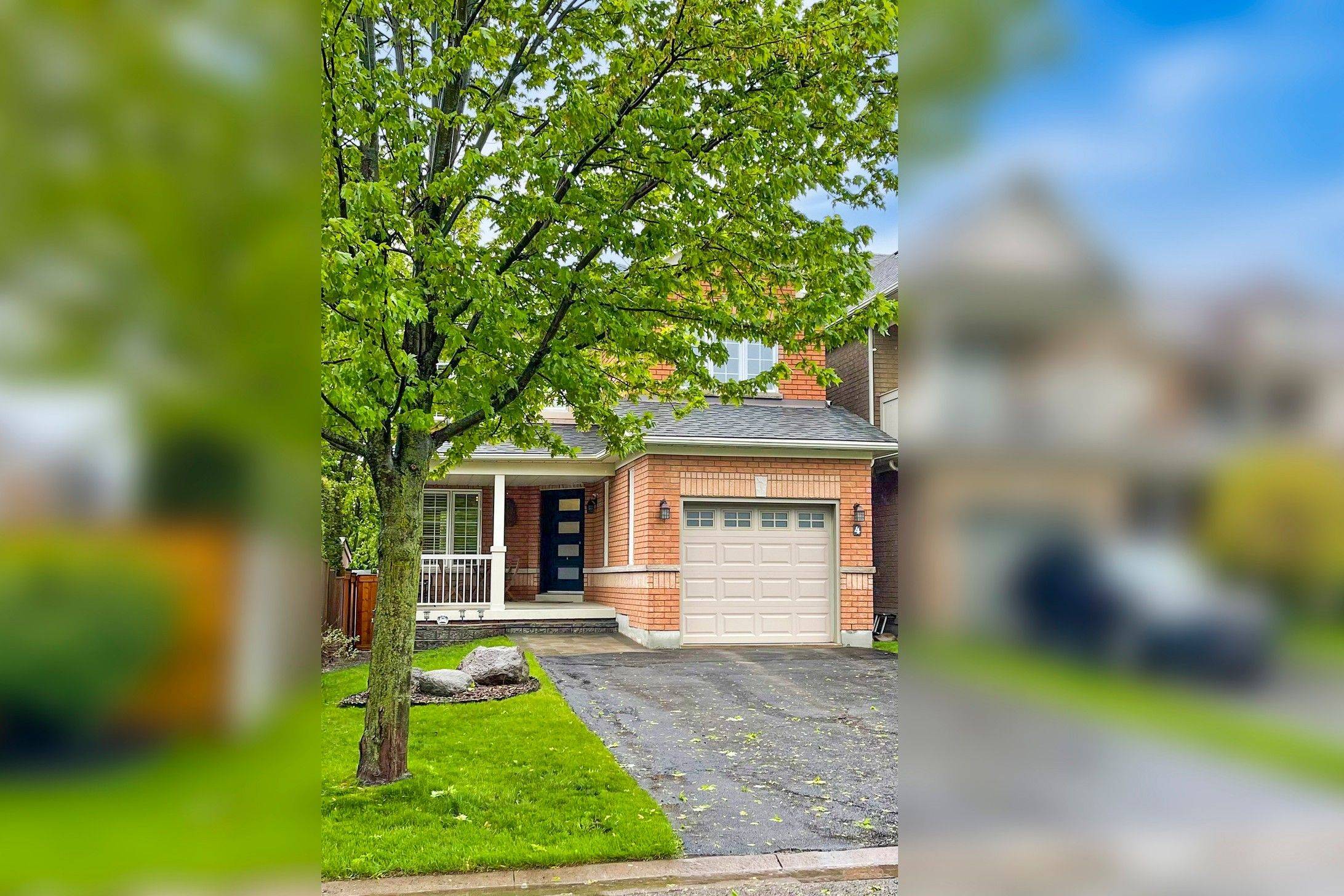 Whitby, ON L1M 1H5,4 Blanchard CT