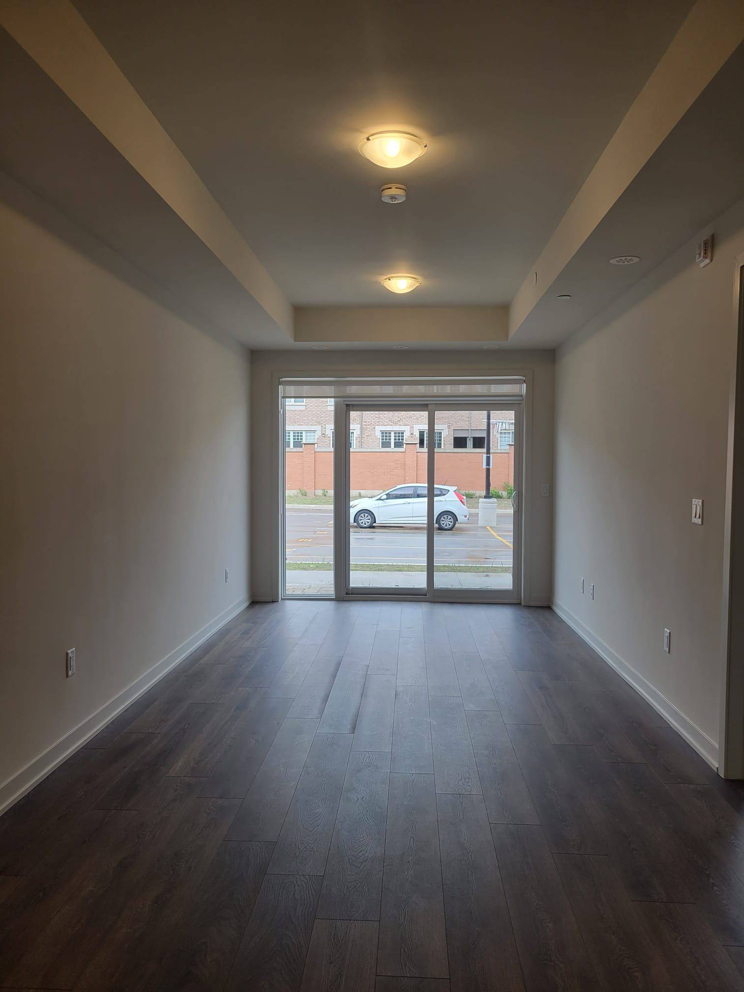 Brampton, ON L6Y 6J1,58 Sky Harbour DR #115