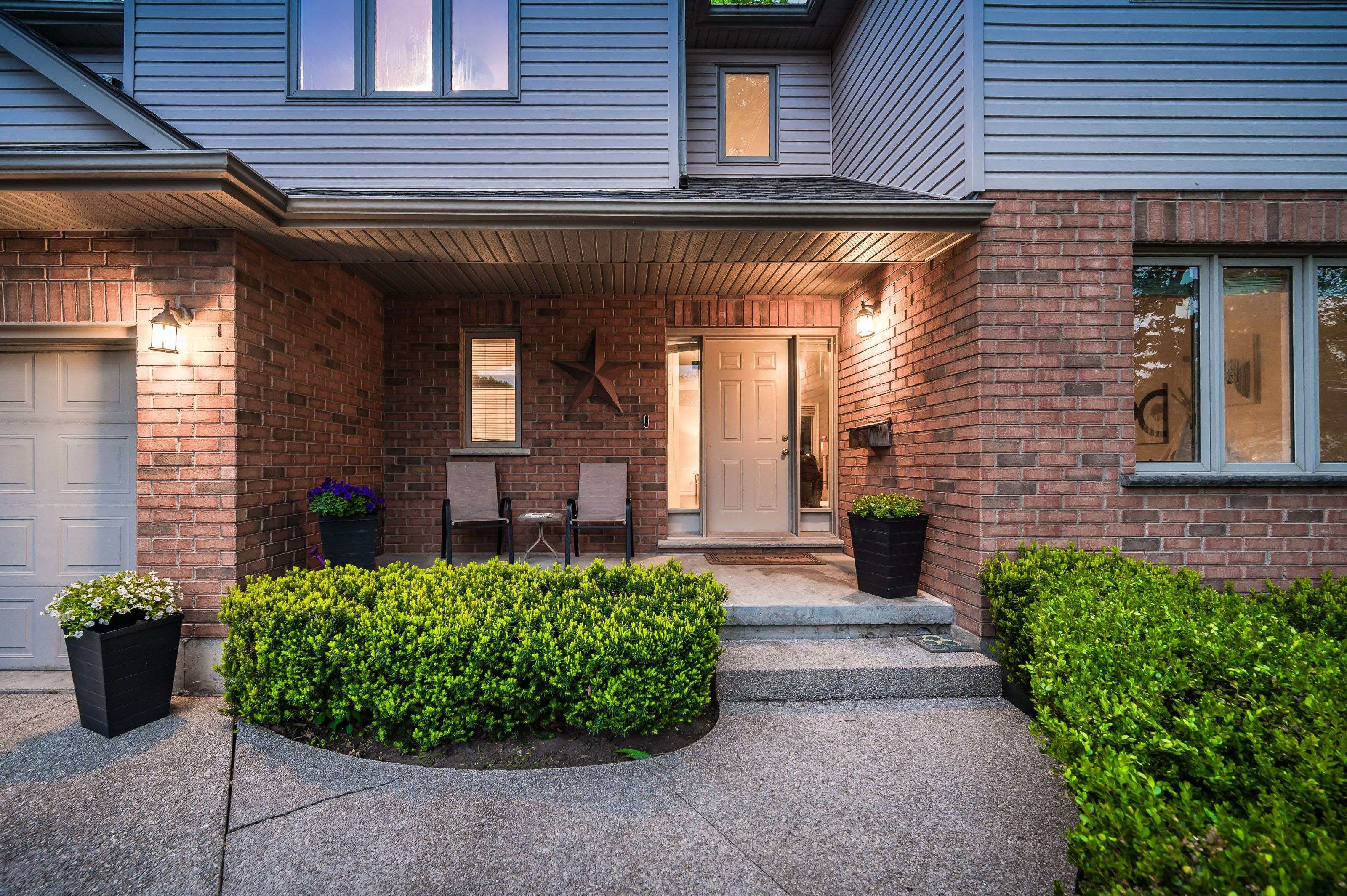 Kitchener, ON N2M 3A1,35 Dayman CT