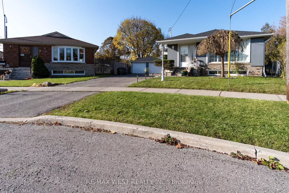 Toronto E08, ON M1M 1X1,10 Pastrano CT