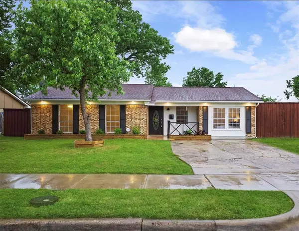 925 Glenn Circle,  Mesquite,  TX 75149
