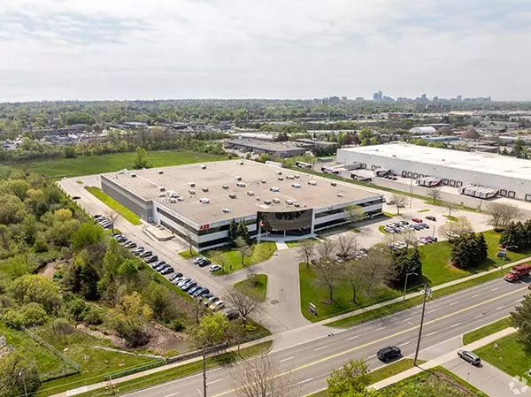 3450 Harvester RD #Unit 2, Burlington, ON L7N 3W5