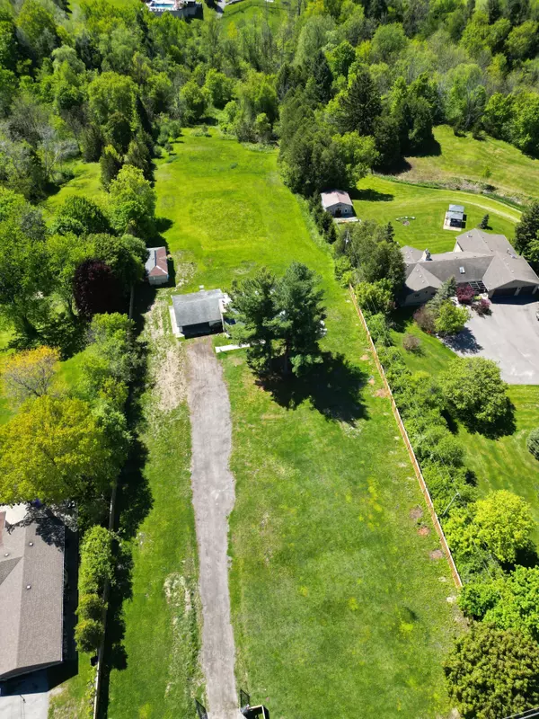 5495 King RD, King, ON L0G 1N0