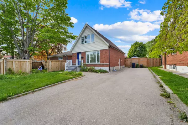 Toronto W10, ON M9W 2T4,42 Fordwich CRES
