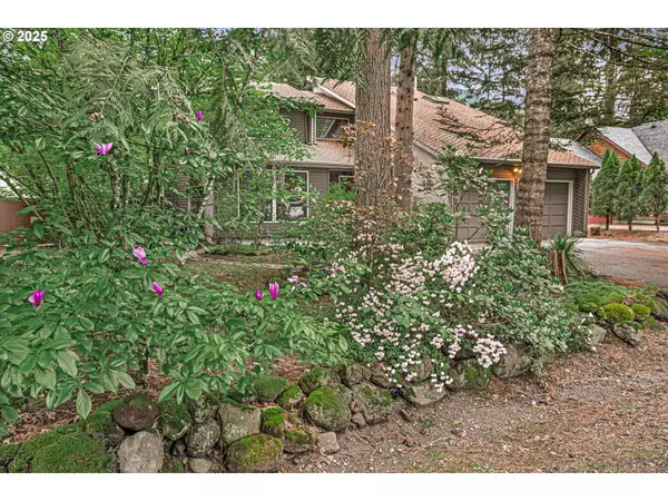 Rhododendron, OR 97049,65277 E SANDY RIVER LN