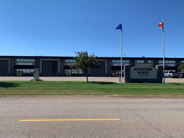 1771 30 ST Southwest #4, Medicine Hat, AB T1B 3N5