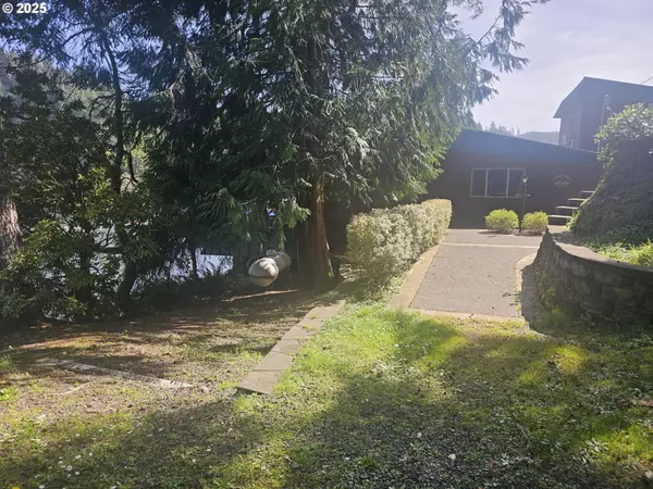 Lakeside, OR 97449,70202 POTATO BOTTOM RD