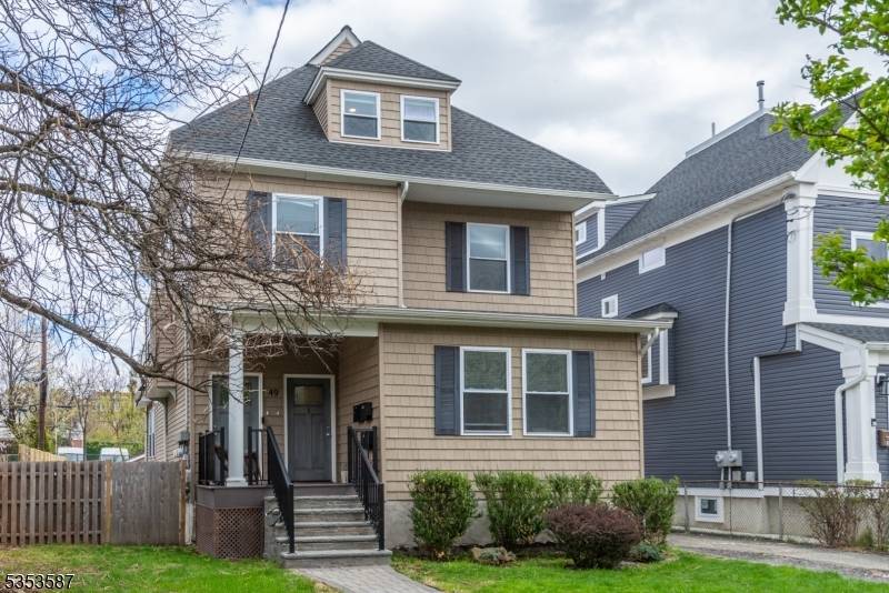 Montclair Twp., NJ 07042,49 Greenwood Ave