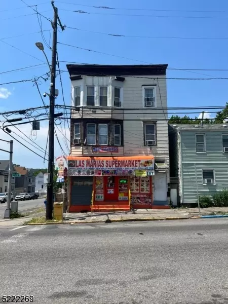 85 N 7Th St, Paterson City, NJ 07522