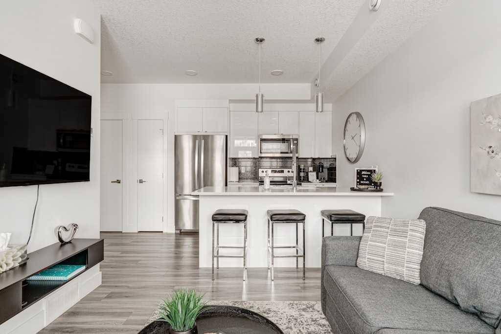Calgary, AB T3M 3A7,19615 45 ST SE