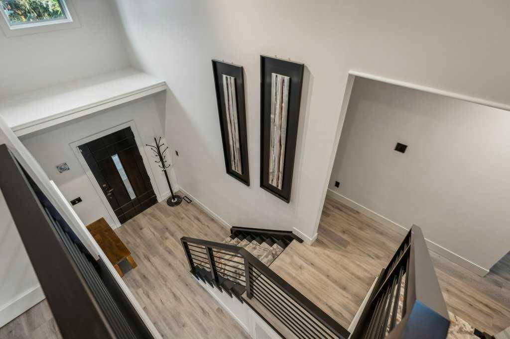 Calgary, AB T2V 1M9,8240 10 ST Southwest