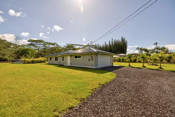 Keaau, HI 96749,16-1516 POHAKU CIRCLE