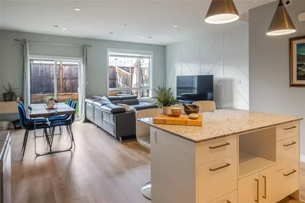 Parksville, BC V9P 1K6,119 Moilliet St N #10