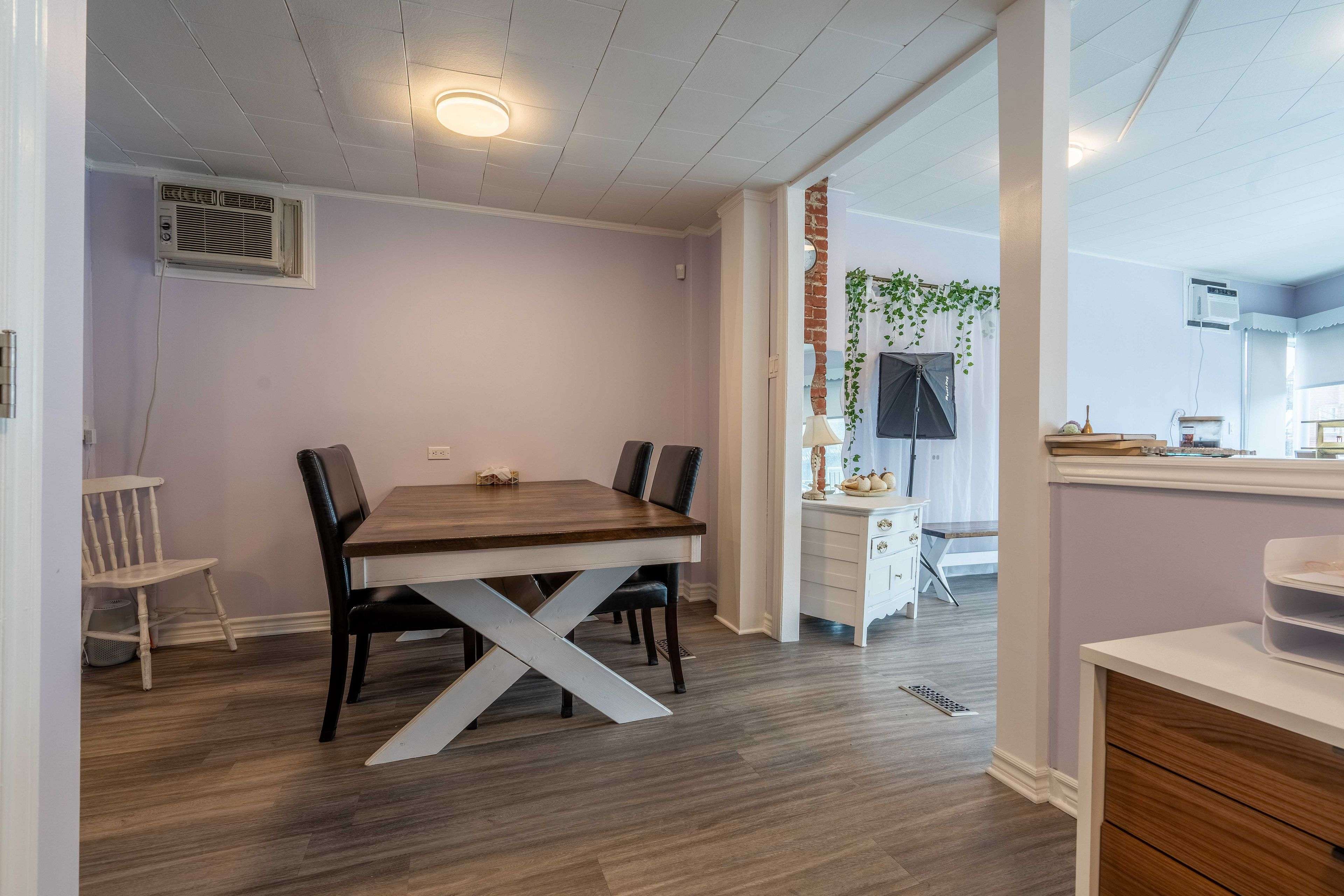 Cornwall, ON K6H 4P7,115 Louisa ST
