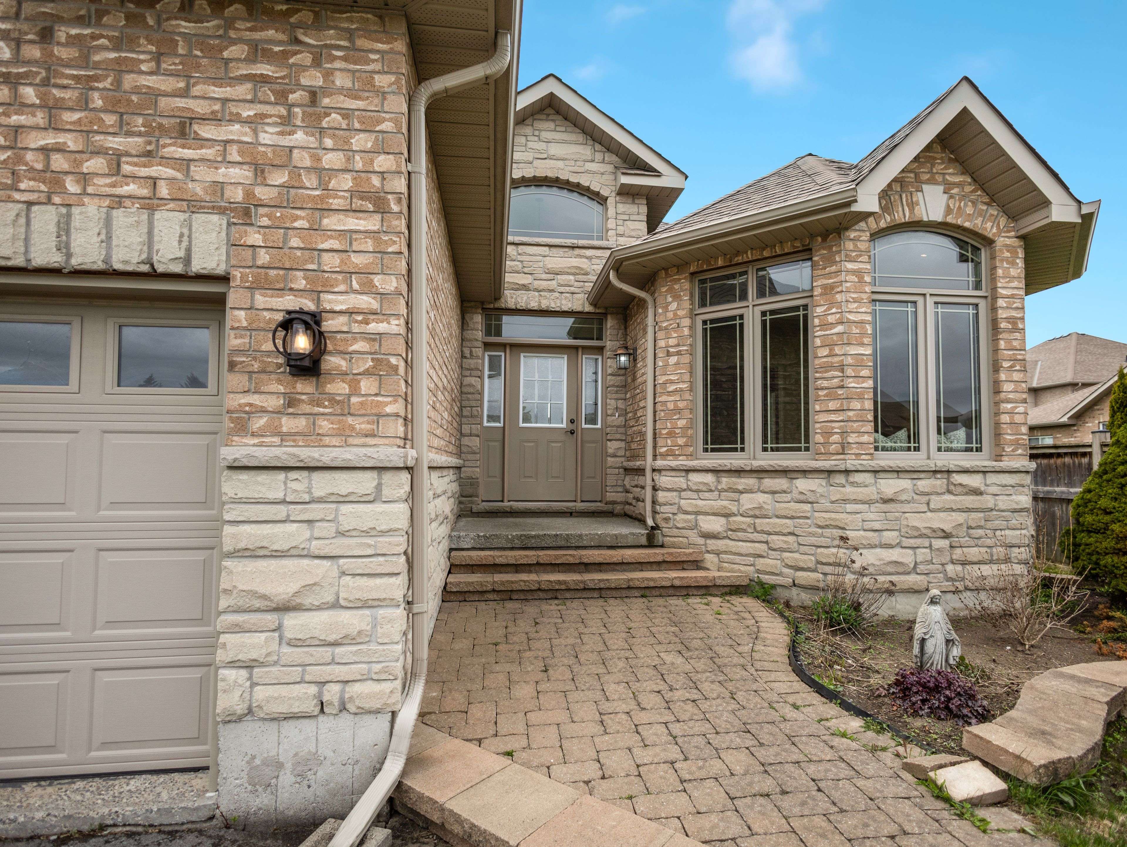 Belleville, ON K8N 0L6,12 Hampton Ridge DR