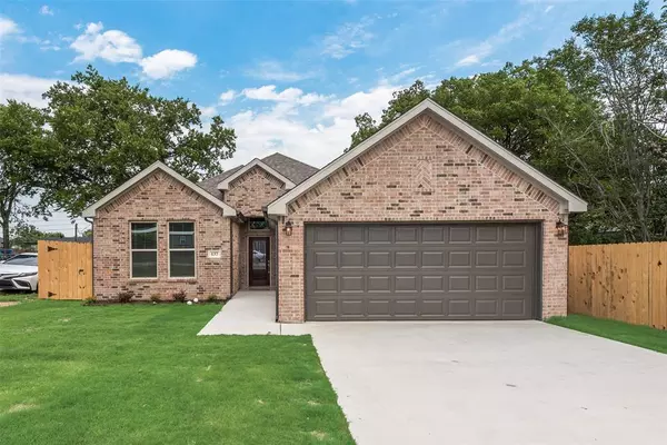 Roanoke, TX 76262,137 Willow Lane
