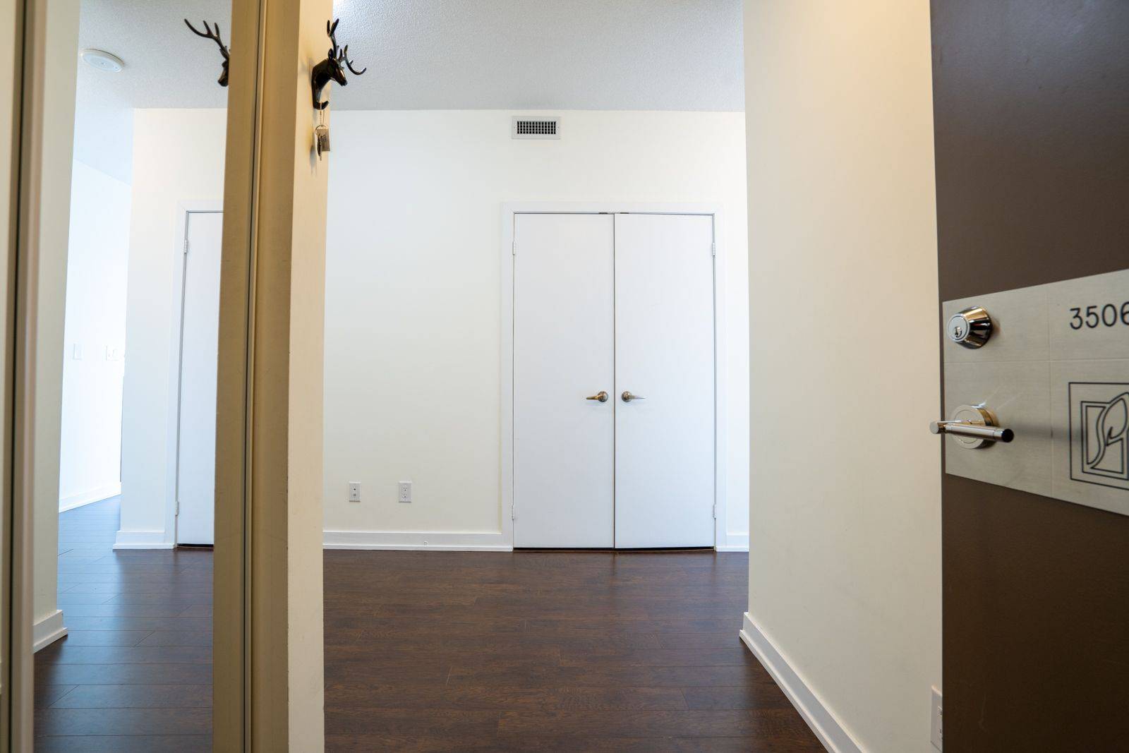 Mississauga, ON L5B 0G2,4099 BRICKSTONE Mews #3506