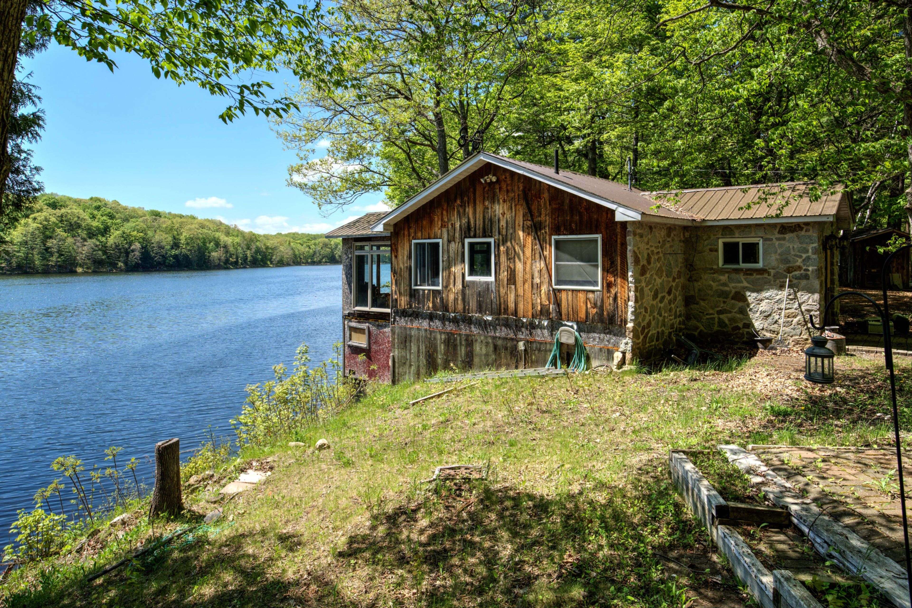 Frontenac, ON K0H 1T0,75 Grouse LN
